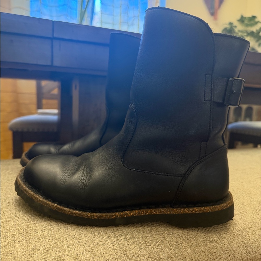 Birkenstock Women’s Shearling Uppsala Boot Black 38